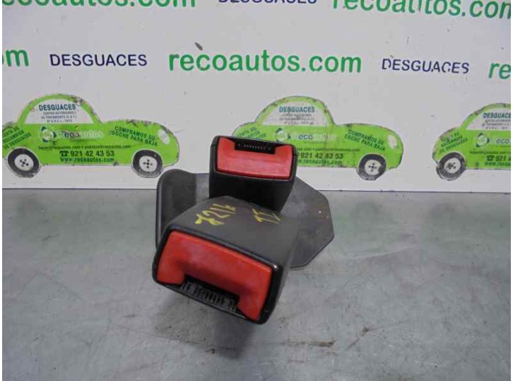 Replacement seatbelt buckle for Audi A4 Saloon (8E) 2.0 20V CAT (ALT) OEM IAM reference 8E0857739 