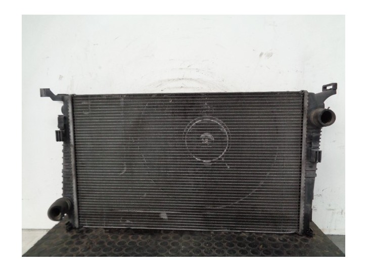 Recambio de radiador agua para dacia duster ambiance 4x2 referencia OEM IAM 8200880550B M144688B VALEO