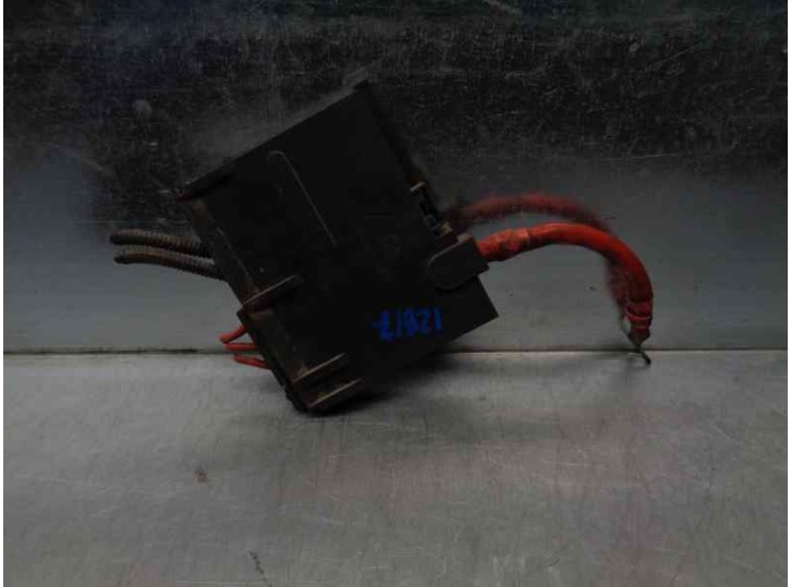 Recambio de caja reles / fusibles para ford fiesta (cbk) 1.4 tdci cat referencia OEM IAM 2S6T14A073BA 