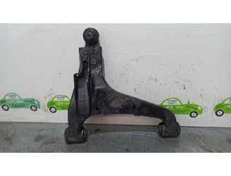 Recambio de brazo suspension inferior delantero izquierdo para ssangyong rodius 2.7 turbodiesel cat referencia OEM IAM LH2007032