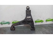 Recambio de brazo suspension inferior delantero izquierdo para ssangyong rodius 2.7 turbodiesel cat referencia OEM IAM LH2007032