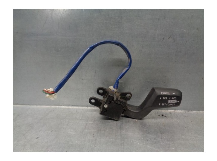 Replacement cruise control stalk for Subaru Forester S11 (SG) 2.0 16V CAT OEM IAM reference 83151SA000 