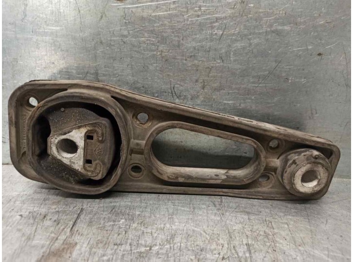 Recambio de soporte motor trasero para dacia duster ambiance 4x2 referencia OEM IAM 8200805813 