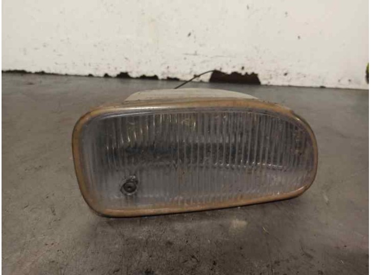 Recambio de faro antiniebla derecho para jeep gr.cherokee (wj/wg) 3.1 td cat referencia OEM IAM 55155136  
