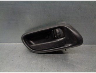 Recambio de maneta interior delantera derecha para subaru forester s11 (sg) 2.0 16v cat referencia OEM IAM 61051SA001ML  