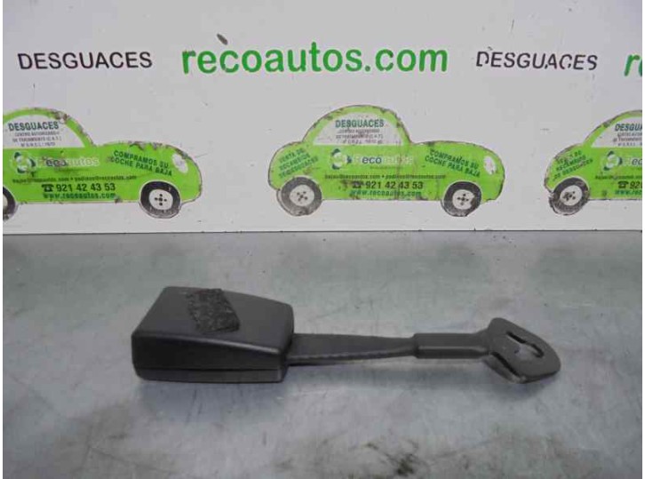 Recambio de enganche cinturon para audi a4 berlina (8e) 2.0 20v cat (alt) referencia OEM IAM 8E0857755C 