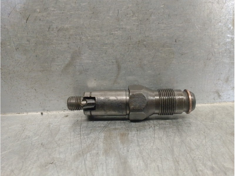 Recambio de inyector para citroën xsara berlina 1.9 diesel referencia OEM IAM LCR6736001 LCR6736001 LUCAS