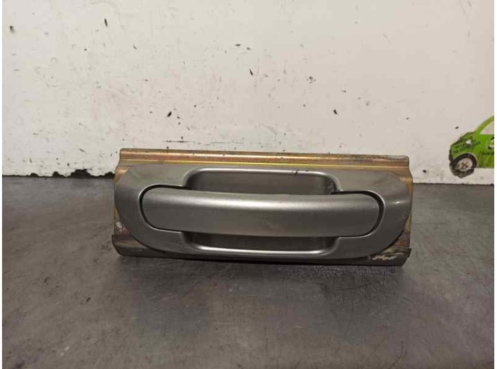 Recambio de maneta exterior porton para jeep gr.cherokee (wj/wg) 3.1 td cat referencia OEM IAM 55136696AB 