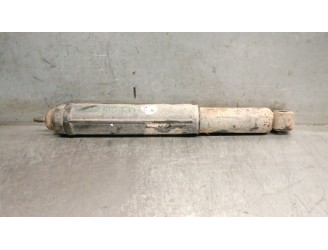 Recambio de amortiguador trasero derecho para renault trafic furgoneta (t_, p_, v_) 2.5 d referencia OEM IAM 562108255R 56210825