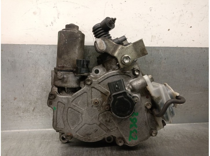 Recambio de bomba embrague para toyota yaris (_p9_) 1.4 d-4d (nlp90_) referencia OEM IAM 3136052041 3136052041 