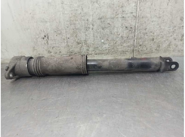 Recambio de amortiguador trasero derecho para kia carens (un) 2.0 crdi referencia OEM IAM 553111D020  SACHS