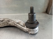 Replacement front right lower suspension arm for Audi A6 Avant (4B5) 2.5 V6 24V TDI OEM IAM reference 8E0407694Q 