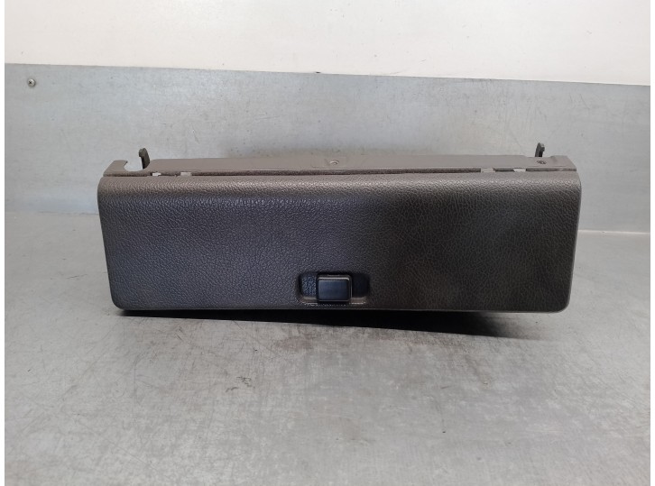Recambio de guantera para volvo serie 340 1.7 referencia OEM IAM 3286814 