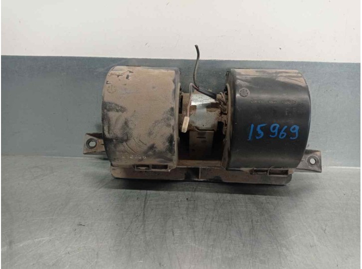 Recambio de motor calefaccion para ford orion cl referencia OEM IAM CAVE718456 6108688 
