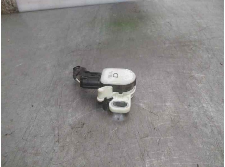 Recambio de sensor para toyota yaris 1.5 16v cat (híbrido) referencia OEM IAM 8951033030  