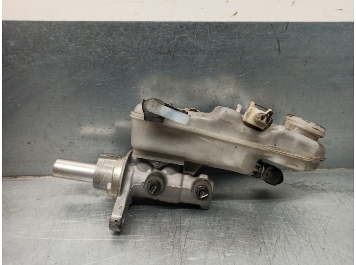 Recambio de bomba freno para toyota verso 2.0 d-4d cat referencia OEM IAM 0204255239 0204255239 BOSCH