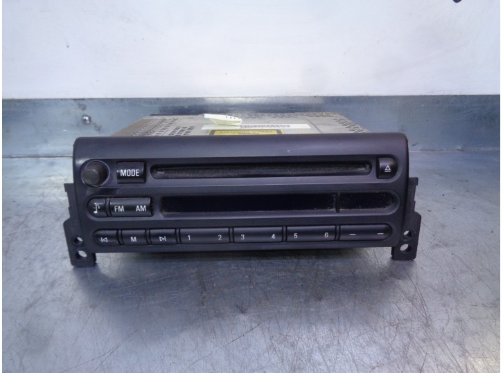 Replacement audio system / CD radio for Mini R50, R53 16V CAT OEM IAM reference 6917521 ALPINE