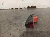 Recambio de botones salpicadero para toyota proace 2.0 turbodiesel cat referencia OEM IAM 14002459XT 