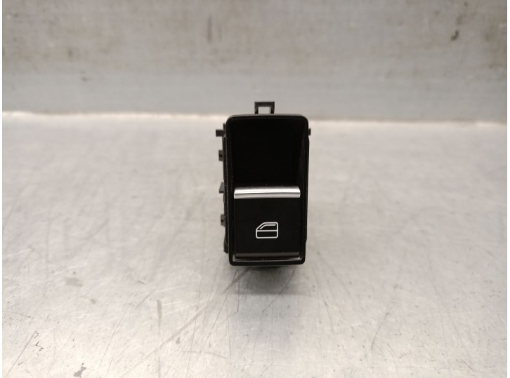 Recambio de mando elevalunas trasero izquierdo para mazda 3 hatchback (bp) 2.0 skyactiv-g m hybrid referencia OEM IAM BDGF66370 