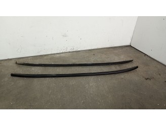 Recambio de portaequipajes para bmw 5 touring (f11) 520 d referencia OEM IAM 51137210093 51137210093 