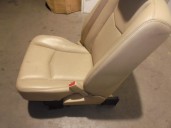 Recambio de asiento delantero derecho para cadillac srx v6 elegance referencia OEM IAM CUERO BEIGE 5 PUERTAS