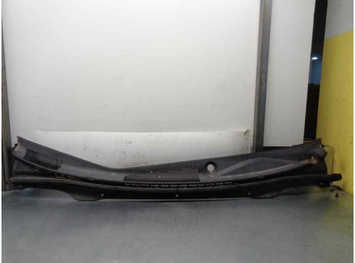 Recambio de torpedo para hyundai i30 style referencia OEM IAM 861512R000 