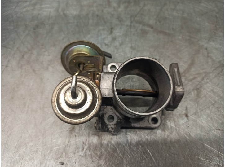 Recambio de caja mariposa para toyota avensis berlina (t 22) 2.0 turbodiesel cat referencia OEM IAM 640208G24  