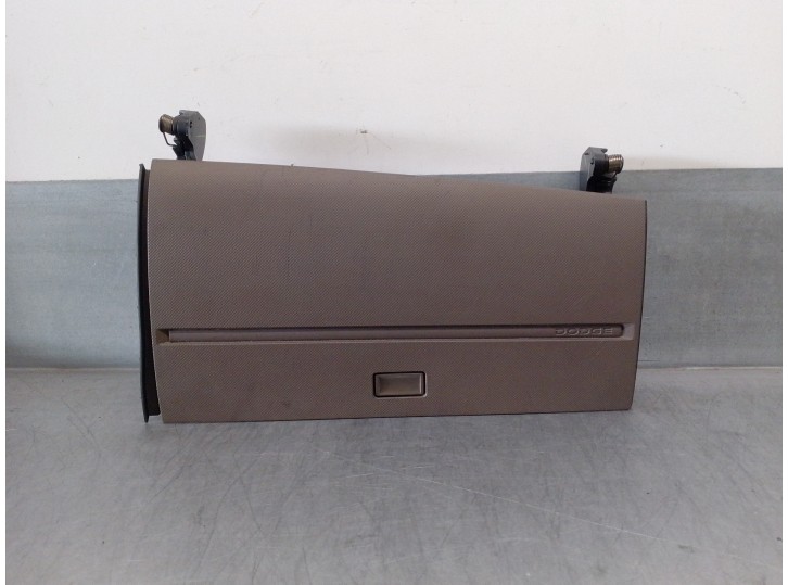 Recambio de guantera para dodge journey 2.0 16v crd cat referencia OEM IAM 1G2111K7AC  