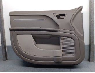 Recambio de guarnecido puerta delantera derecha para dodge journey 2.0 16v crd cat referencia OEM IAM 1BG901K7AC 5 PUERTAS