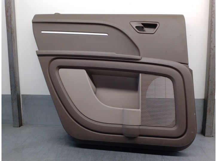 Recambio de guarnecido puerta trasera izquierda para dodge journey 2.0 16v crd cat referencia OEM IAM 1BH071K7AC 5 PUERTAS