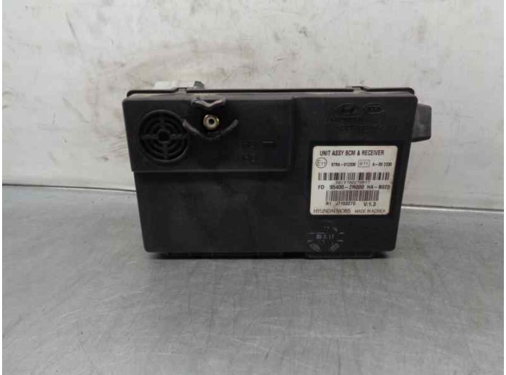 Recambio de modulo electronico para hyundai i30 style referencia OEM IAM 954002R000 