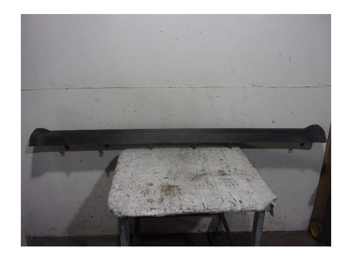 Recambio de faldon lateral para dodge journey 2.0 16v crd cat referencia OEM IAM 5178149AA GRIS IZQUIERDA