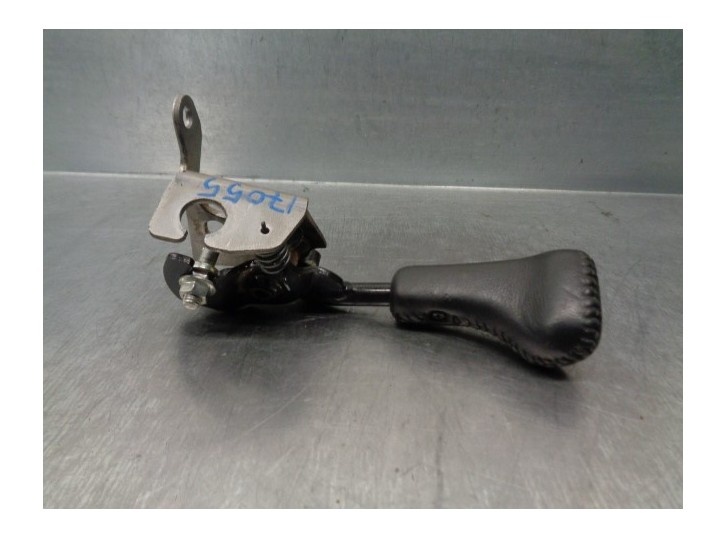 Replacement gear lever for Subaru Forester S11 (SG) 2.0 16V cat OEM IAM reference 35011FC010 