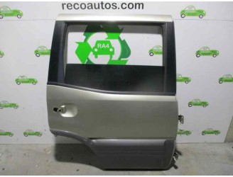 Recambio de puerta trasera derecha para nissan terrano/terrano.ii (r20) 3.0 td cat referencia OEM IAM 821007F630 DORADA 5 PUERTA