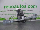 Replacement front left window regulator for Dacia Sandero II 1.5 dCi Diesel OEM IAM reference 807213282R 2 PINS 5 DOORS