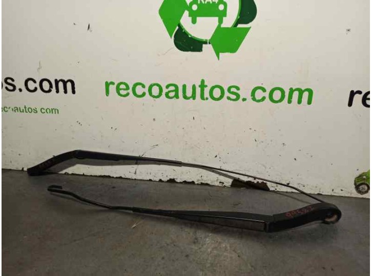 Recambio de brazo limpia delantero derecho para toyota proace 2.0 turbodiesel cat referencia OEM IAM 140045878003  