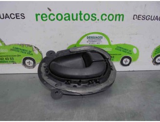 Replacement front right interior door handle for Peugeot 406 Saloon (S1/S2) 2.0 HDi OEM IAM reference 9616307477 4 DOORS