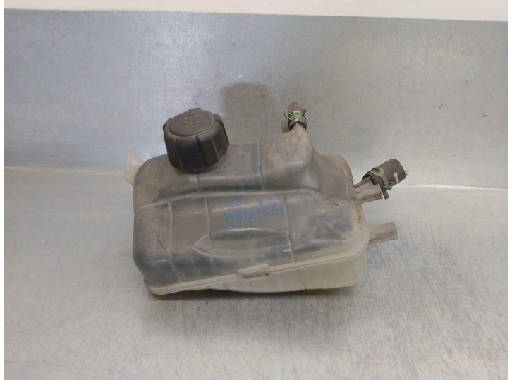 Recambio de deposito expansion para renault fluence 1.5 dci diesel fap referencia OEM IAM 217100005R 