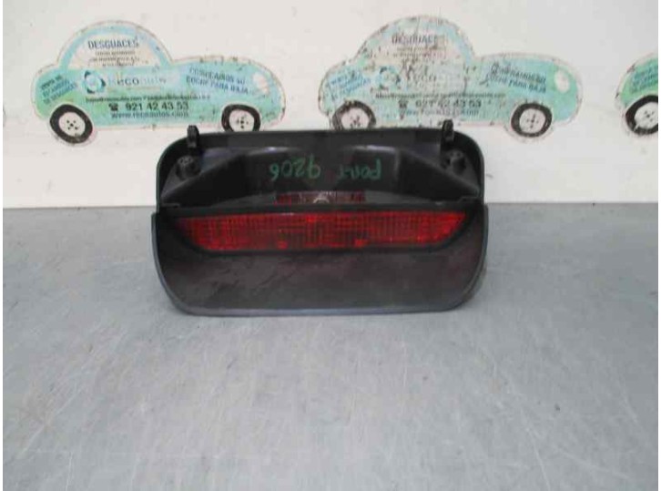 Recambio de luz central de freno para dacia sandero ii 1.5 dci diesel referencia OEM IAM 265907079R 