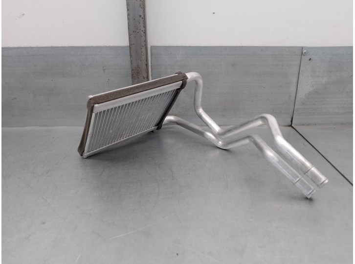 Recambio de radiador calefaccion / aire acondicionado para hyundai bayon referencia OEM IAM 97138C8000  