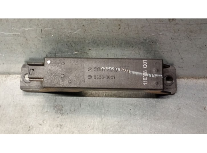 Recambio de antena para lancia voyager monospace (404_) 2.8 crd (rt, 53) referencia OEM IAM 68072019AA 68072019AA 33380601