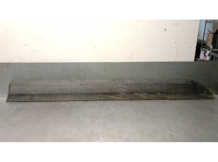 Recambio de molduras traseras para peugeot expert furgoneta (v_) 2.0 bluehdi 120 referencia OEM IAM 9808749077  