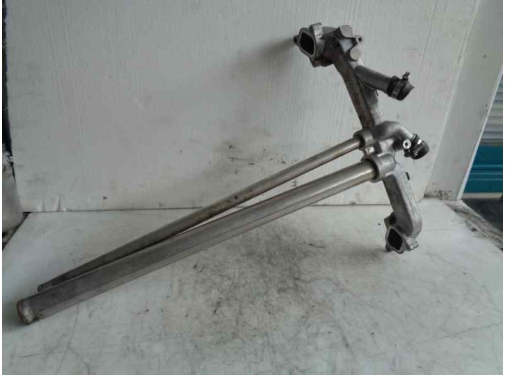 Recambio de colector admision para bmw serie 5 berlina (e39) 3.5 v8 32v cat referencia OEM IAM 115317022009 