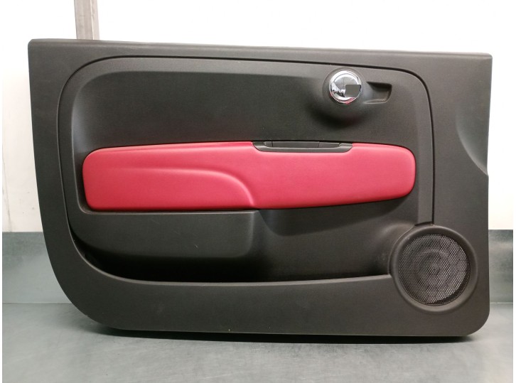 Recambio de guarnecido puerta delantera izquierda para fiat 500 abarth 1.4 99kw referencia OEM IAM 51779923 51779924 