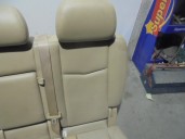 Recambio de asientos traseros para cadillac srx v6 elegance referencia OEM IAM 3ª FILA CUERO BEIGE 5 PUERTAS
