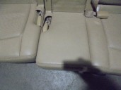 Recambio de asientos traseros para cadillac srx v6 elegance referencia OEM IAM 3ª FILA CUERO BEIGE 5 PUERTAS