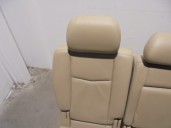 Recambio de asientos traseros para cadillac srx v6 elegance referencia OEM IAM 3ª FILA CUERO BEIGE 5 PUERTAS