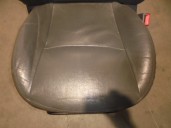 Recambio de asiento delantero derecho para ssangyong rodius xdi referencia OEM IAM 7400621052CCR CUERO GRIS 5 PUERTAS