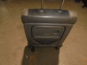 Recambio de asiento delantero derecho para ssangyong rodius xdi referencia OEM IAM 7400621052CCR CUERO GRIS 5 PUERTAS