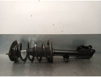 Replacement front right shock absorber for Kia Sorento II (XM) 2.2 CRDi OEM IAM reference 546602P700 546602P700 